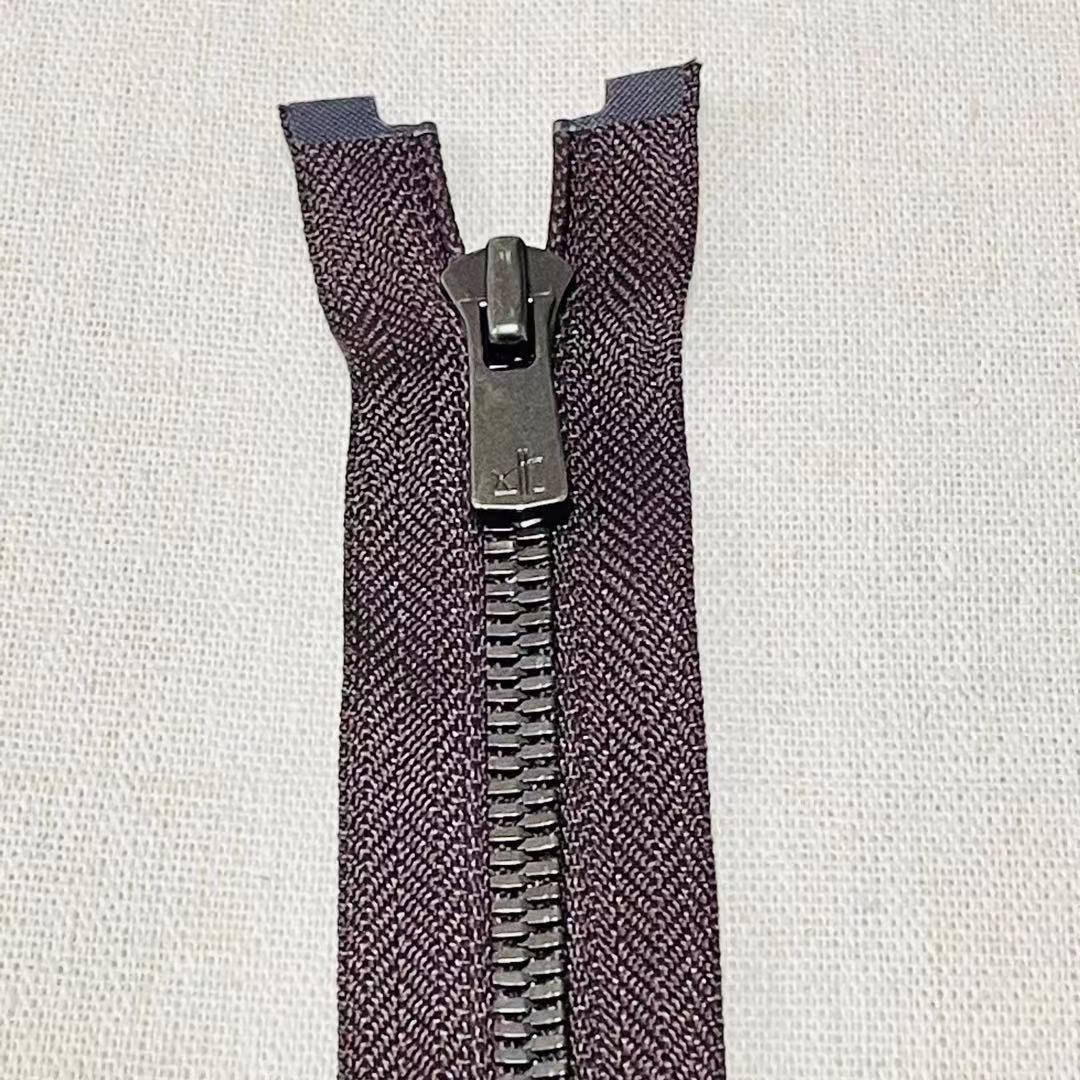 YKK高端拉鏈EXCELLA系列，5號(hào)金屬雙開(kāi)右插玉米牙煙槍色